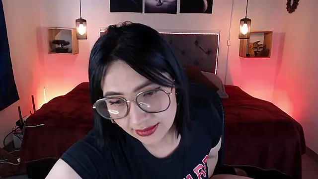 emily leinner online show from 11/08/25, 02:50