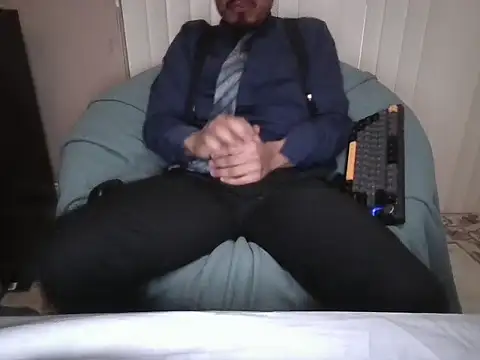 Snapshot of Slutpupdmv chatting on 03/15/26, 10:16 Slutpupdmv online show from 03/15/26, 10:16
