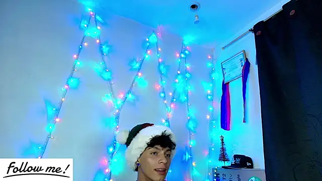 twink sebas  online show from 12/30/24, 01:04