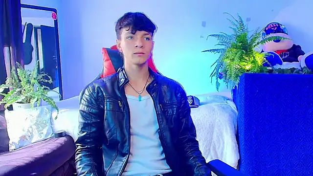 twink sebas  online show from 10/15/25, 02:28