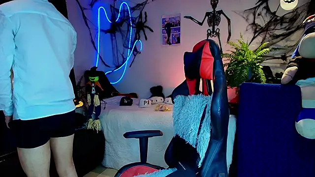 twink sebas  online show from 10/31/25, 06:25