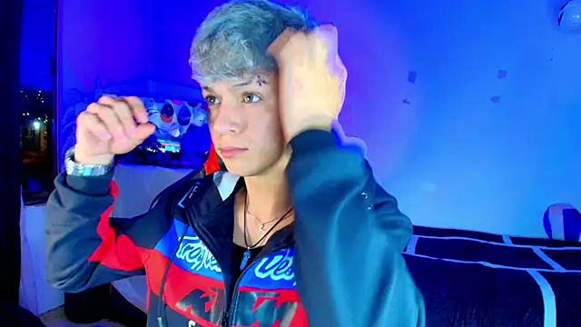 twink sebas  online show from 11/28/25, 05:21