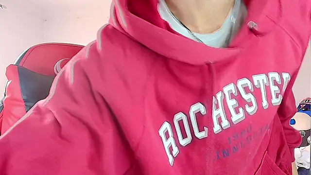 twink sebas  online show from 12/17/25, 03:07