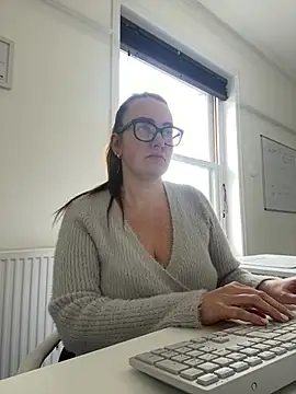 Snapshot of Miss_Stassi chatting on 03/05/25, 10:00 Miss Stassi online show from 03/05/25, 10:00