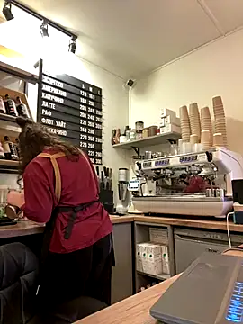 Snapshot of cinnabon_ chatting on 10/10/25, 12:37 cinnabon  online show from 10/10/25, 12:37