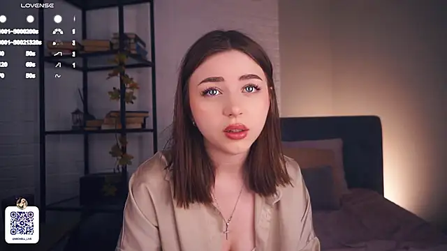 LindaFarmer online show from 02/18/25, 04:04