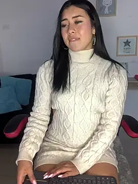emily 22x online show from 12/17/24, 09:16