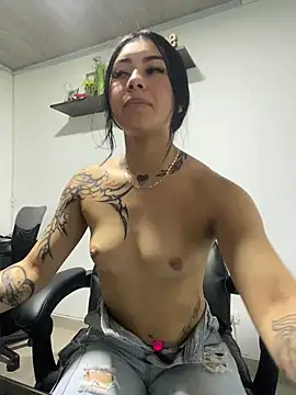 emily 22x online show from 12/26/24, 09:37