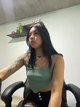 emily 22x online show from 12/27/24, 09:54