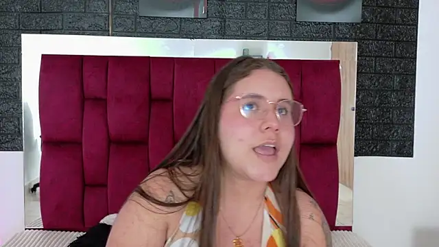 Snapshot of April1_sc chatting on 09/19/25, 01:45 April1 sc online show from 09/19/25, 01:45