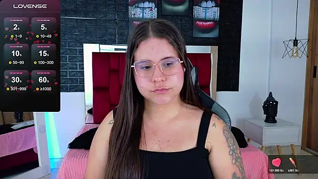 Snapshot of April1_sc chatting on 10/04/25, 12:36 April1 sc online show from 10/04/25, 12:36