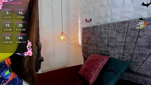 Snapshot of April1_sc chatting on 10/29/25, 08:32 April1 sc online show from 10/29/25, 08:32