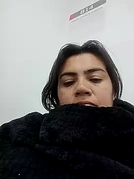 naughty-sharlot online show from 01/15/25, 03:54