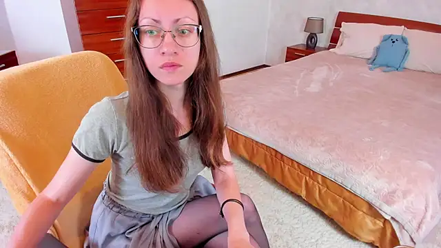 Pantyhose Mila online show from 07/19/26, 07:50