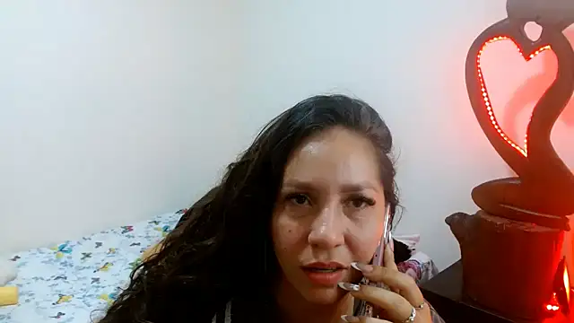 naihroby online show from 12/08/24, 11:40