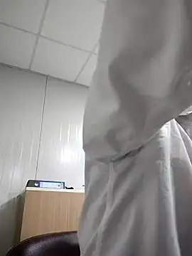 Ishan003 online show from 12/08/24, 11:57