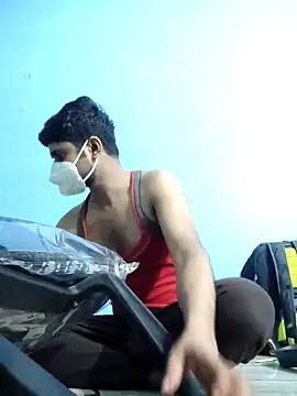 Ishan003 online show from 10/19/25, 04:29