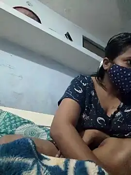 Priya Strip online show from 01/08/25, 07:34