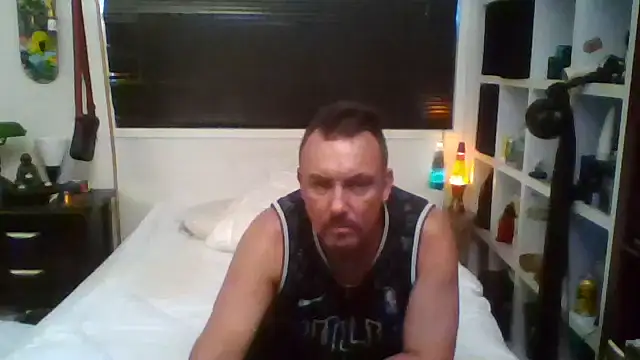 LukedavidDestroys online show from 12/22/25, 07:44