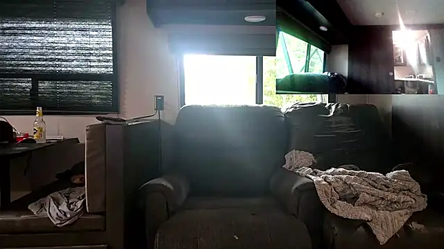 Snapshot of Cobra500hp chatting on 04/19/26, 02:05 Cobra500hp online show from 04/19/26, 02:05