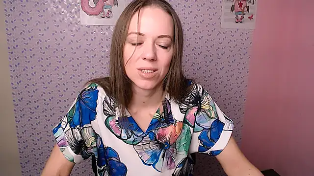 GloriaSi  online show from 12/23/24, 07:28