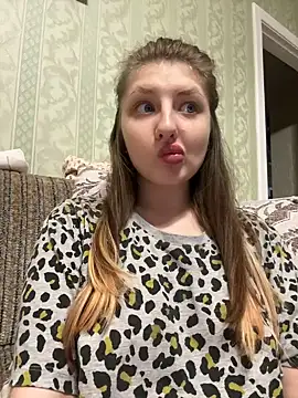 Snapshot of sexyy_girl_ chatting on 01/26/25, 01:04 sexyy girl  online show from 01/26/25, 01:04