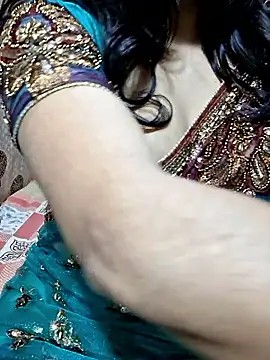 Bhabhi desi12 online show from 10/31/25, 04:08