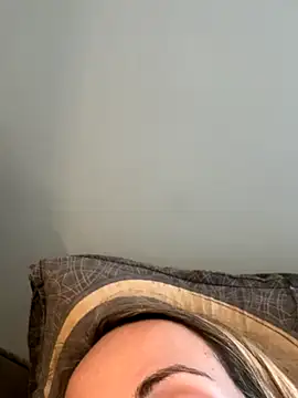 Annelibre online show from 09/28/25, 06:41