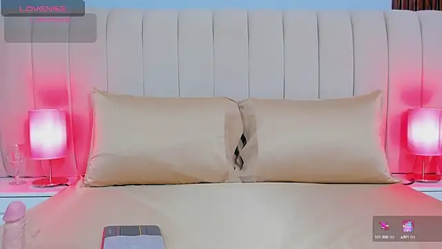 Snapshot of Meli_castillo chatting on 02/25/25, 07:58 Meli castillo online show from 02/25/25, 07:58