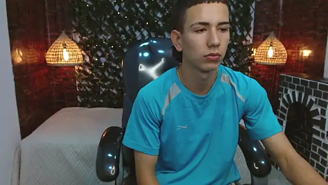 Snapshot of JackSwan18 chatting on 12/04/24, 07:12 JackSwan18 online show from 12/04/24, 07:12