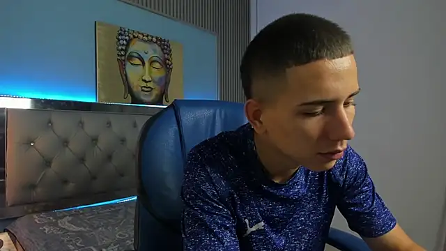 Snapshot of JackSwan18 chatting on 11/24/25, 09:14 JackSwan18 online show from 11/24/25, 09:14