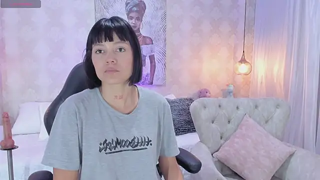 IVY QADESH online show from 01/10/25, 06:49