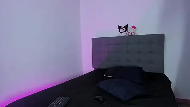 petty effy online show from 12/23/24, 11:49