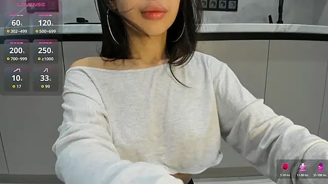 Snapshot of Mia_Meow_ chatting on 11/06/25, 08:32 Mia Meow online show from 11/06/25, 08:32