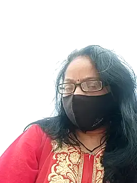 heenage online show from 12/28/24, 09:20