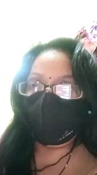 heenage online show from 12/31/24, 10:04