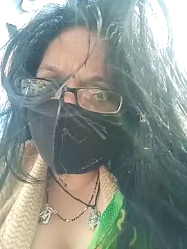 heenage online show from 01/11/25, 07:39