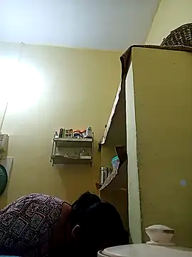 heenage online show from 02/12/25, 02:10