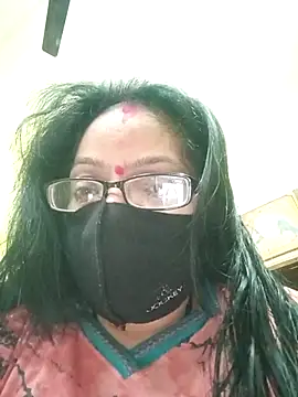 heenage online show from 02/21/25, 01:22