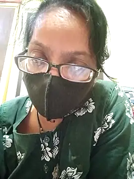 heenage online show from 03/18/25, 04:48