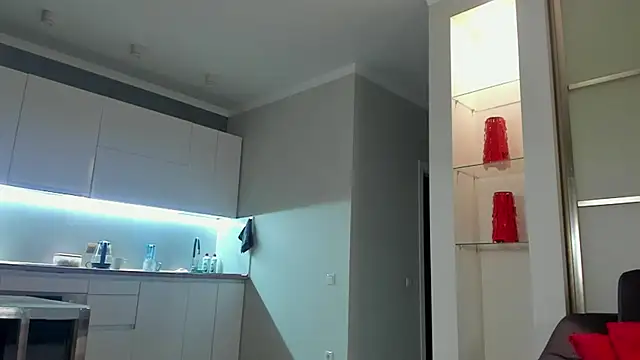 Emma Flin online show from 03/01/25, 02:02