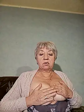 AnjelElinor online show from 10/08/25, 12:03