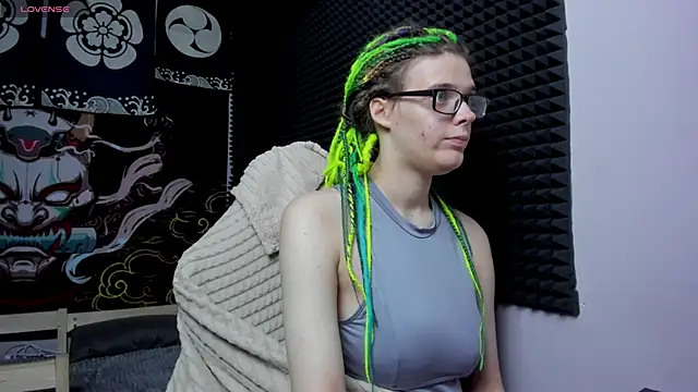 KIKI Krash online show from 09/16/25, 10:38