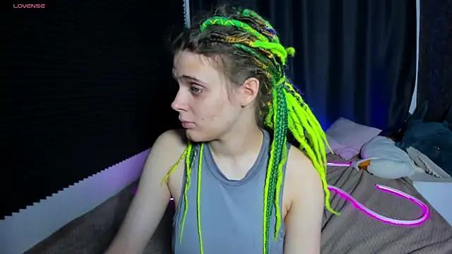 KIKI Krash online show from 10/23/25, 10:36