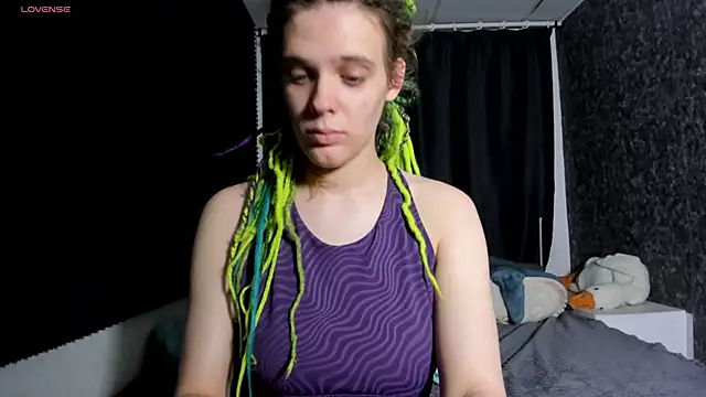 KIKI Krash online show from 12/03/25, 10:24