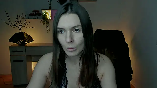 EricaPowers online show from 12/10/24, 10:17