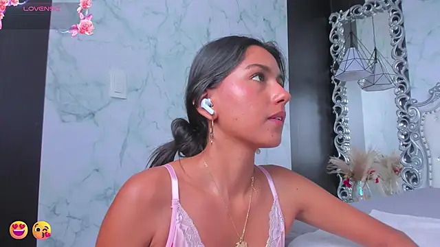 Emmy Cute18 online show from 01/02/25, 05:29