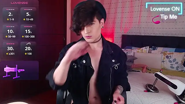 Hornymoan online show from 07/04/26, 12:06