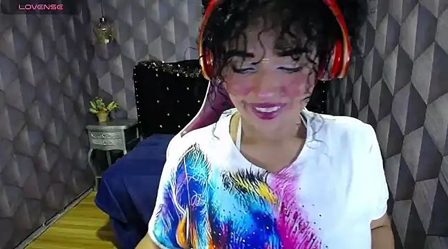 Sofiacowperx online show from 12/30/24, 08:36
