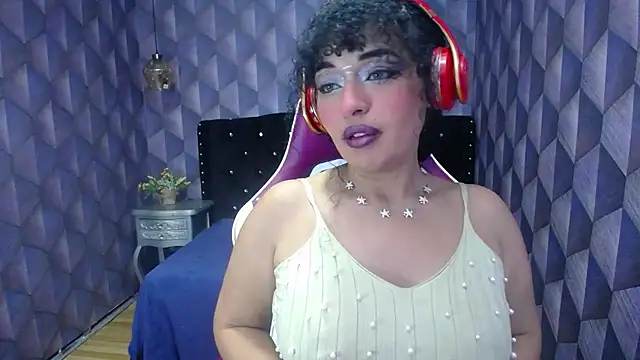 Sofiacowperx online show from 01/22/25, 07:03